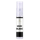 Musc Blanc parfumspray met zuivere geur in een glazen sprayfles met wit label